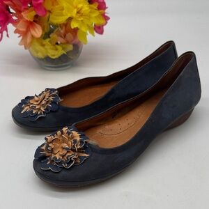 Naya Rustica Navy and Gold Floral Flats Size 11 BFL9254E